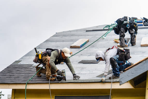 Professional Gutter Installation technician working in Huntingburg, IN
